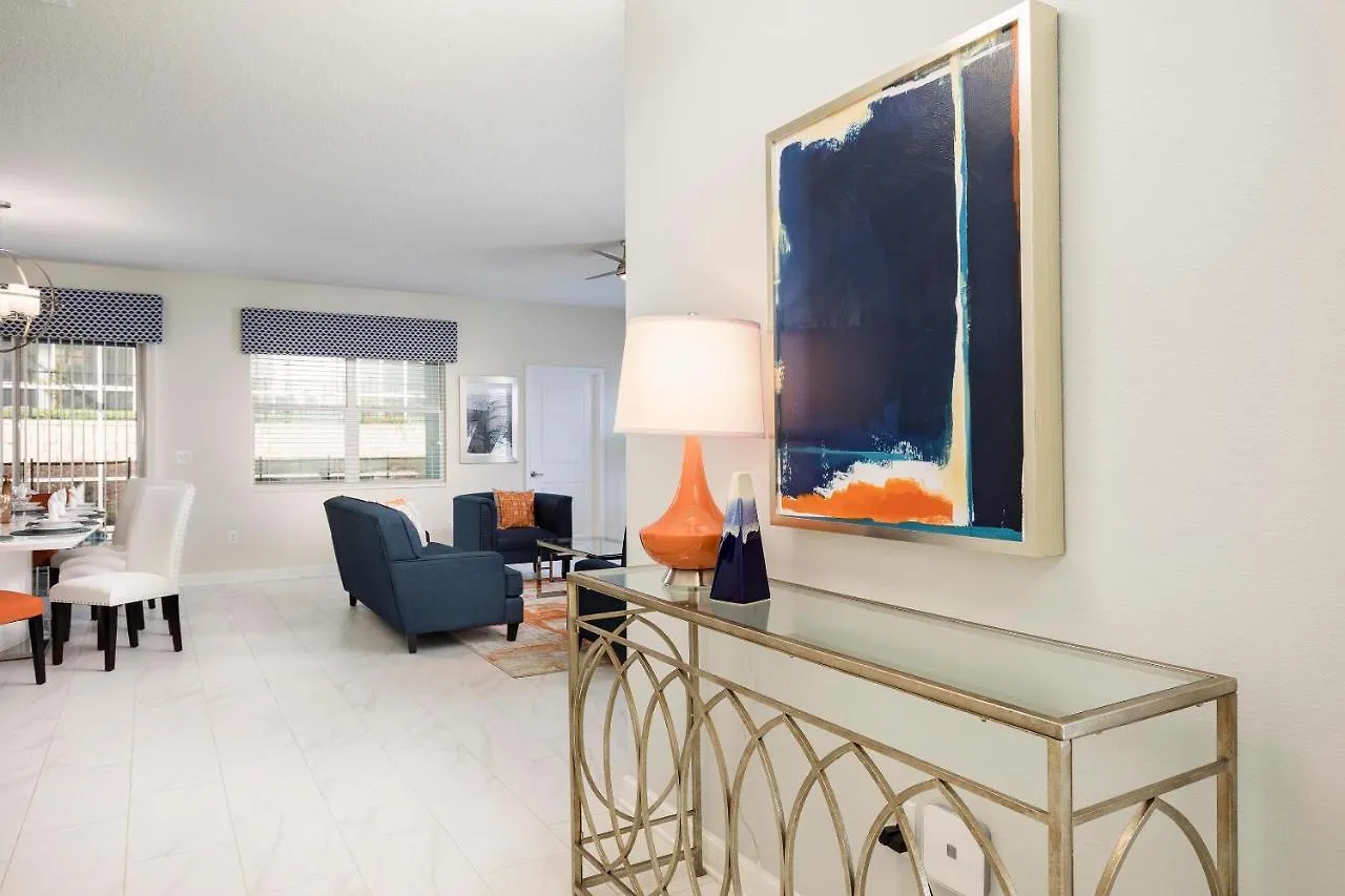 Relaxing 6 Bed Pool Home With Game Room Davenport Holiday home