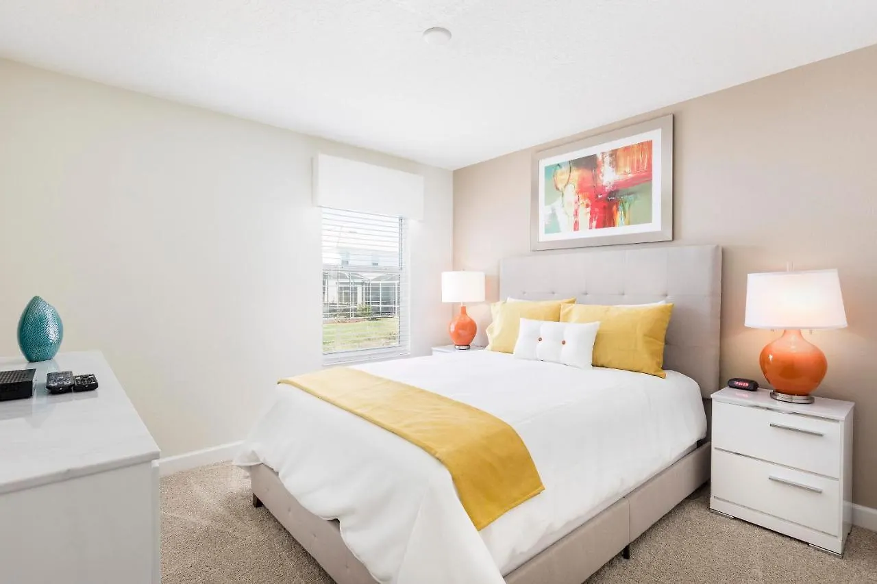 Holiday home Relaxing 6 Bed Pool Home With Game Room Davenport