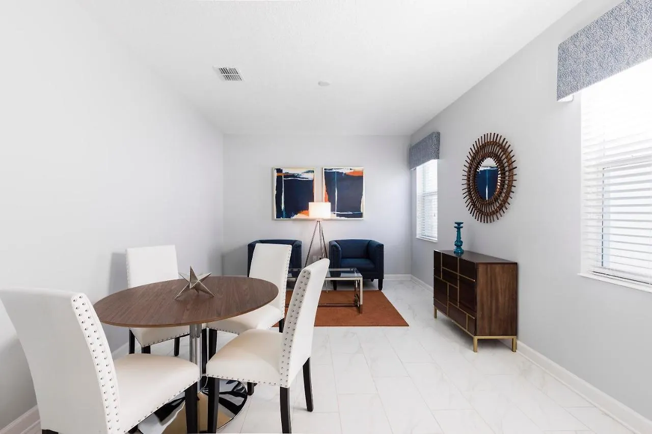 Relaxing 6 Bed Pool Home With Game Room Davenport 0*,  United States